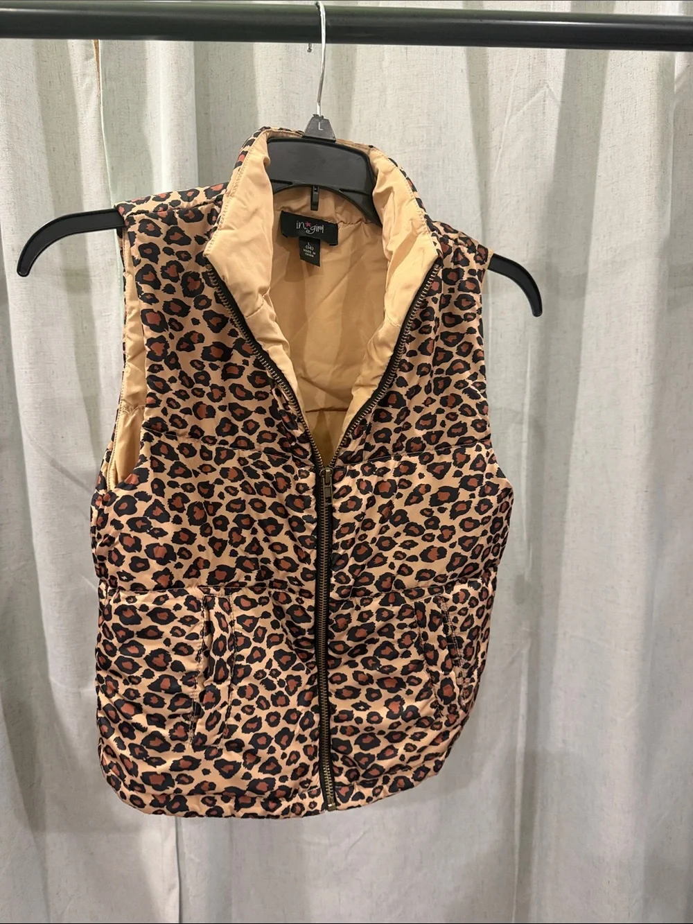 Unbranded Kids Leopard Print Puffer Vest in Tan